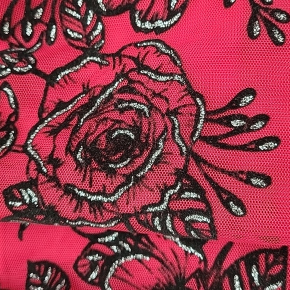 KNITSWORKS Red and Black Floral Sleeveless Dress. Size 7. Special Occasion. - Picture 10 of 15